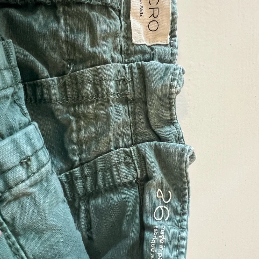 Pilcro Green High Waist Shorts with Floral Patches sz 26